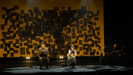 【ステージ写真】戦後80年記念公演朗読劇『あの花が咲く丘で、君とまた出会えたら。』が3日(木)シアター1010にて開幕！